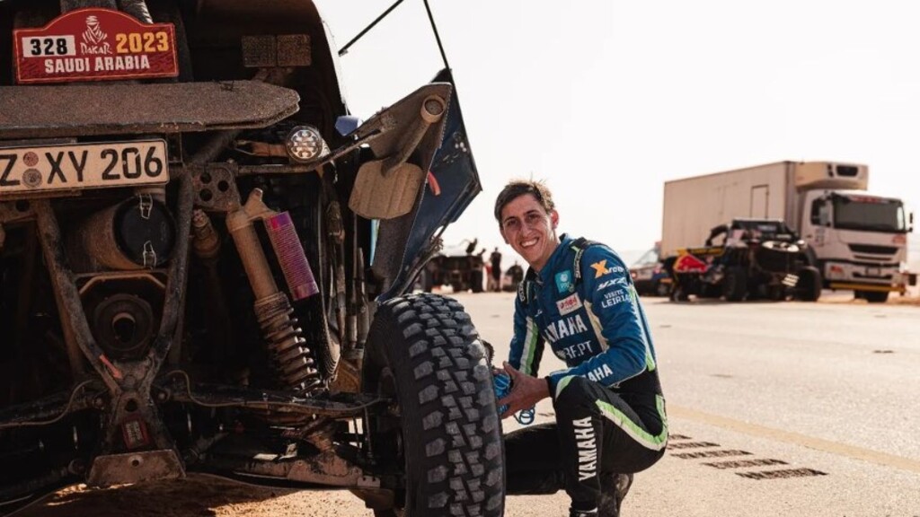 Augusto Sanz, el bombero voluntario de Luján que compitió en el Rally Dakar de Arabia Saudita 2023.