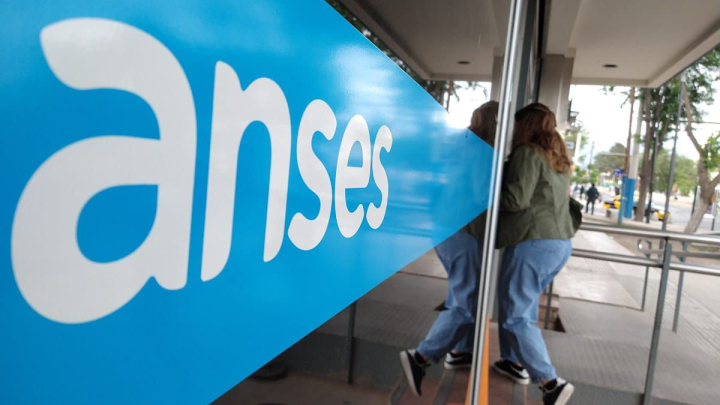 Anses sigue inscribiendo para la ayuda de $94.000 a trabajadores informales