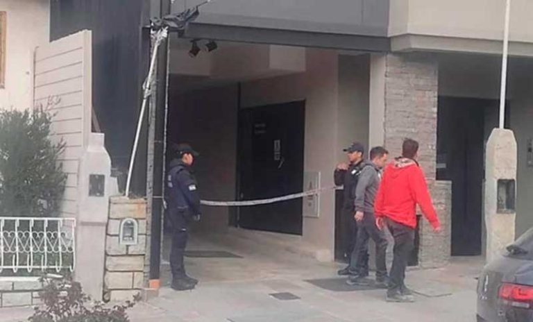 Un albañil murió tras caer de una obra en construcción en Bariloche