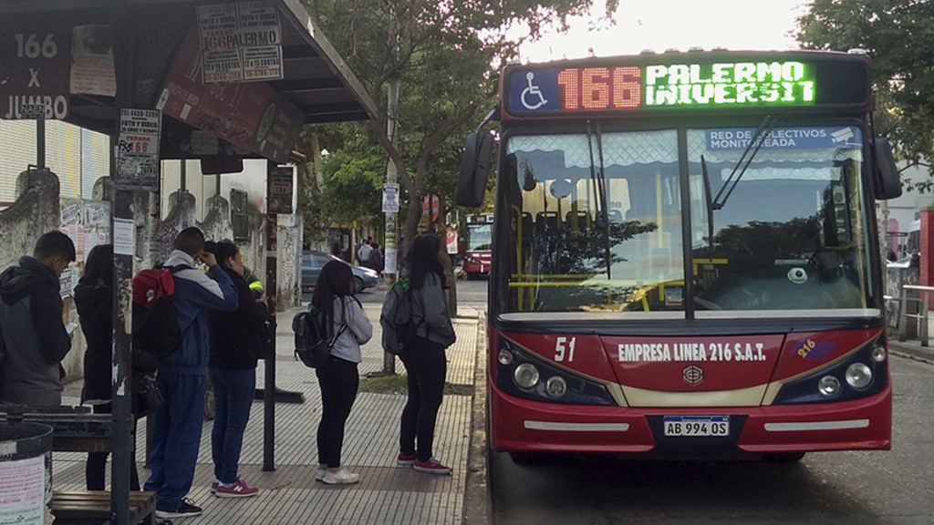 De Ramos Mejía a Palermo: cómo es el nuevo ramal que proyecta sumar la línea 166 de colectivos