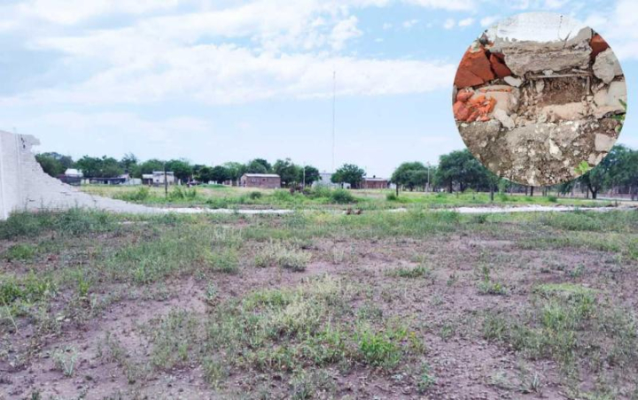 Se derrumbó parte del muro nuevo en el Club Unión de Pampa Alegría