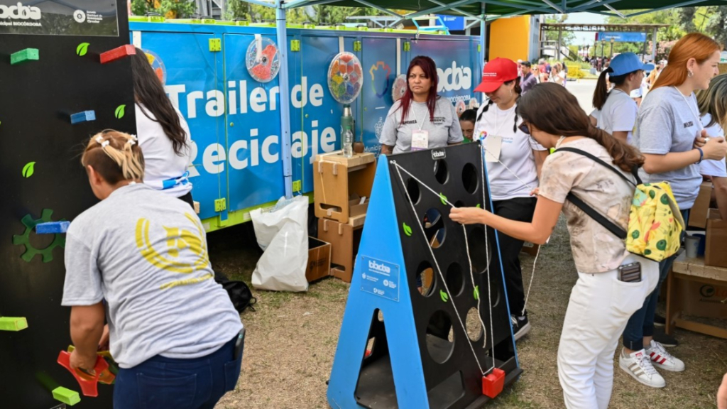 En la Cumbre Mundial de la Economía Circular realizada en Córdoba hubo 40 stands relacionados a la sustentabilidad.