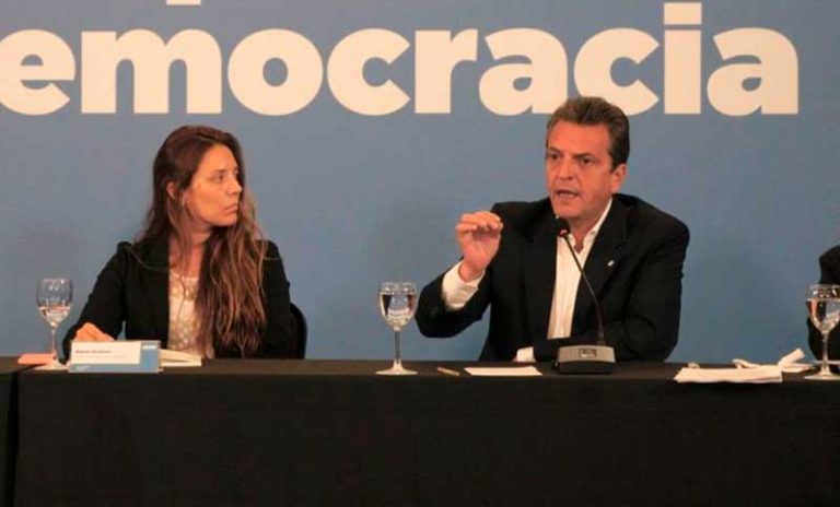 Massa confirmó que la Oficina Anticorrupción estará liderada por alguien de la oposición