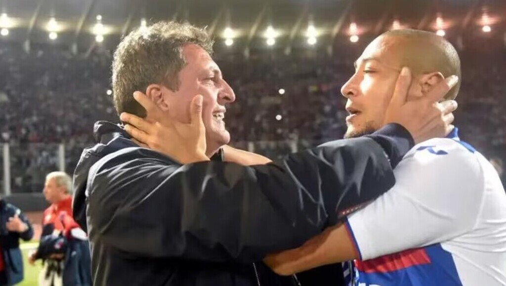 Javier Ferreira, AFA, Tigre, Sergio Massa