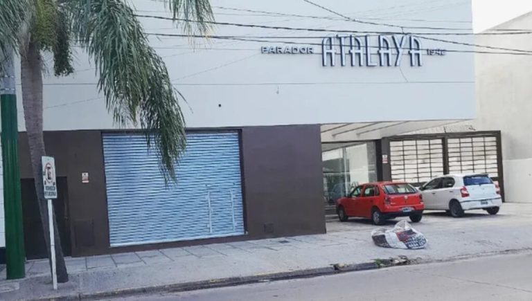 Más oferta gastronómica: llegan las icónicas medialunas de Atalaya a Ituzaingó y ya construyen un nuevo Mostaza en Morón