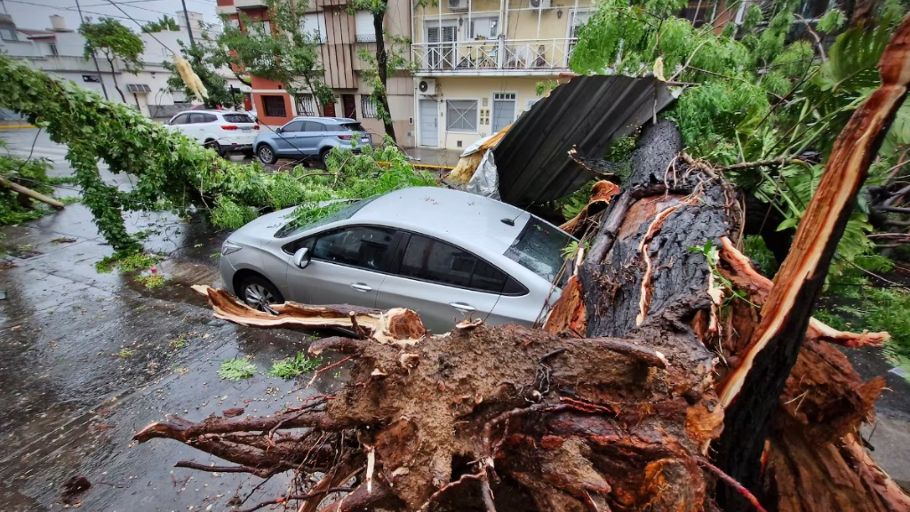 Emergencia en la provincia de Buenos Aires, temporal, Axel Kicillof