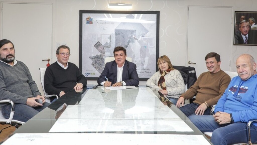 Paritaria récord en La Matanza: el intendente Fernando Espinoza cerró un aumento salarial de hasta el 139% para los trabajadores municipales