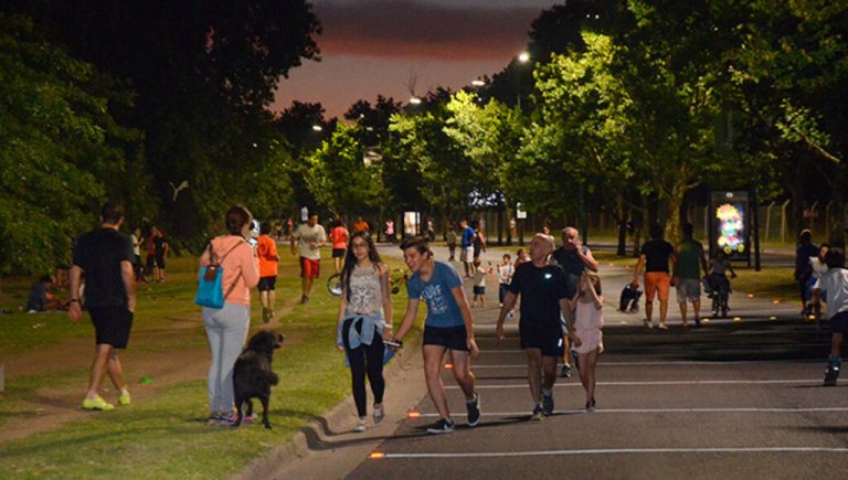 Verano 2024: San Isidro abre sus plazas con clases gratuitas de baile, gym, paseos nocturnos en bicicleta y nuevas colonias para chicos