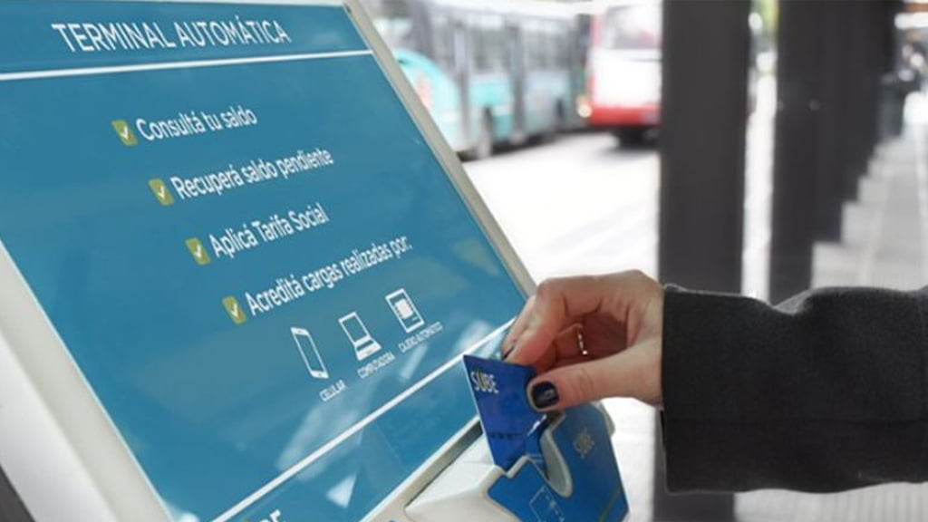 Nuevo aumento en trenes y colectivos: cuánto costará el boleto desde el 1 de mayo y cuál será el nuevo saldo negativo de la tarjeta SUBE
