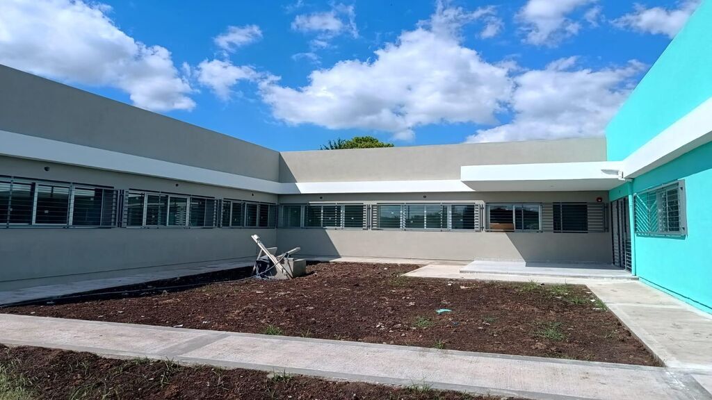 Escobar, Obra pública, salud, educación