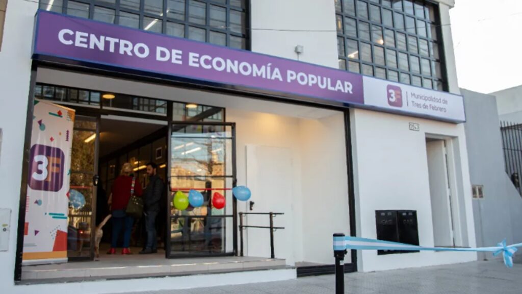 Tres de Febrero, pasantías, trabajo