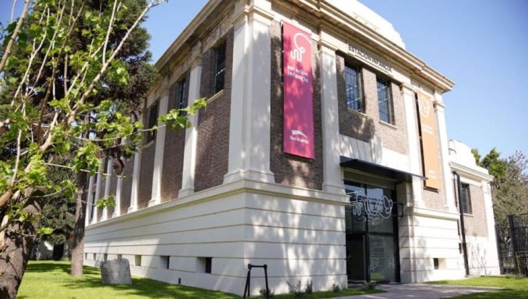 Cómo es «Estación Infancia», el espacio para chicos en San Martín: de galpón ferroviario a una enorme atracción en el verano