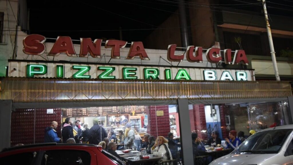 Caseros, Tres de Febrero, Santa Lucía