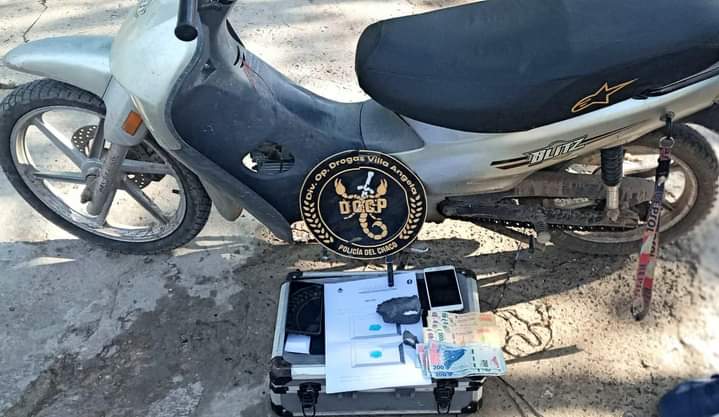 🔴 VILLA ÁNGELA | Intentó escapar con droga pero lo atraparon