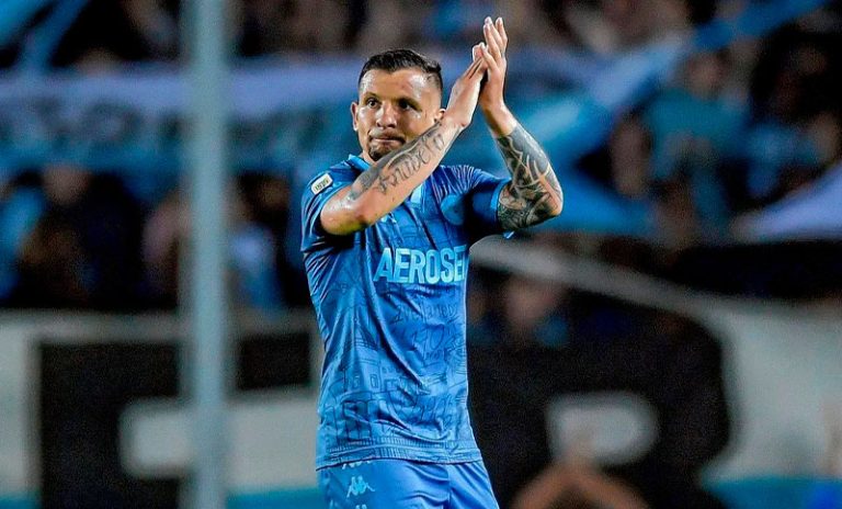 Vecchio no se presentó a los entrenamientos y se iría de Racing