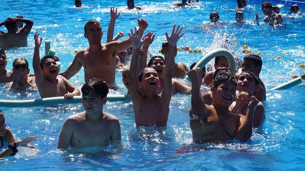 Merlo abre la inscripción para las Colonias de Verano de chicos y adultos: el paso a paso para anotarse