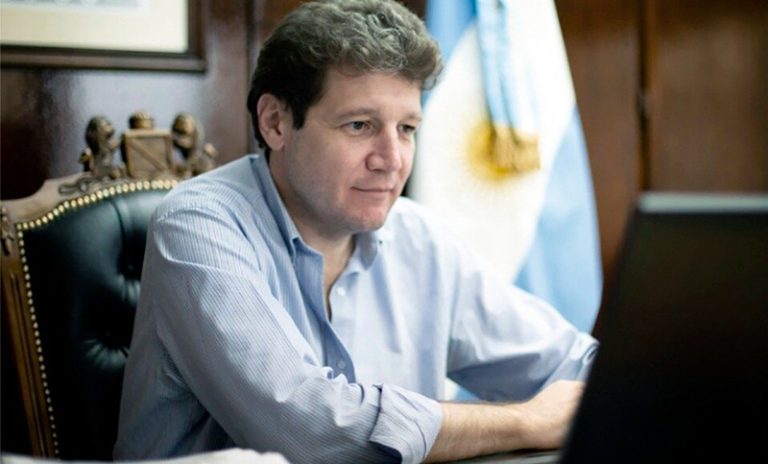 El gobernador de Tierra del Fuego dijo que el Gobierno busca «demonizar» a los mandatarios provinciales