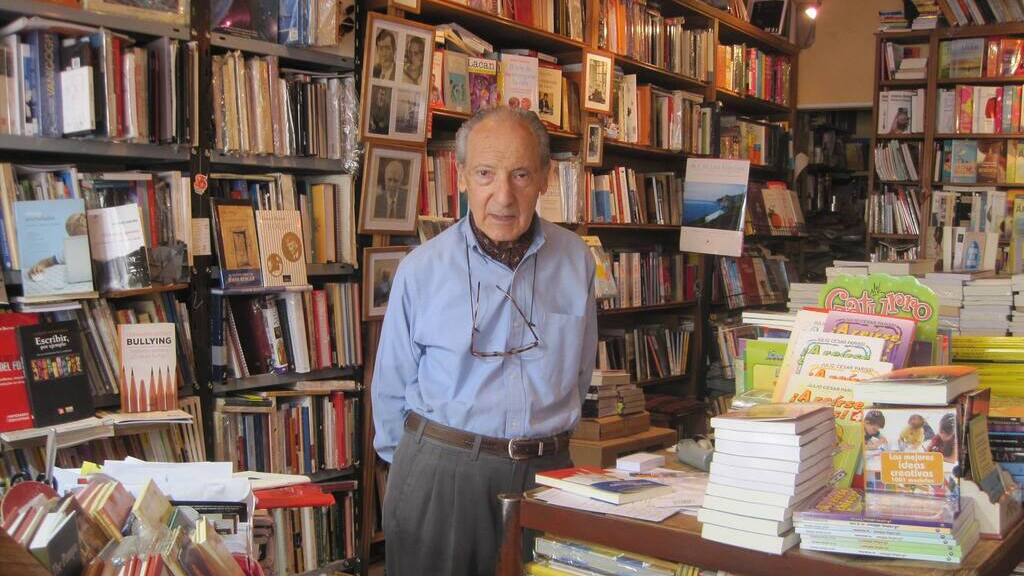 Librería del Norte, Carlos Crozza, Olivos