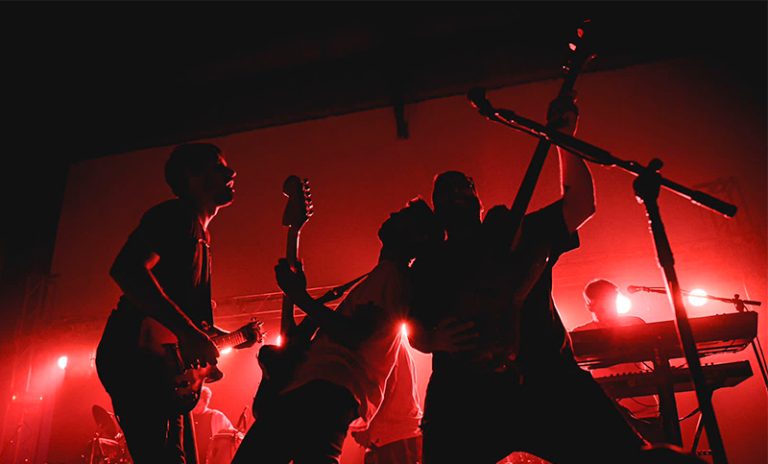 Cruzando el Charco vuelve a Rosario con su mixtura de estilos musicales