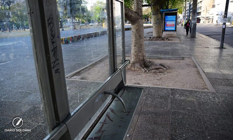 La UTA declaró huelga general para el próximo 5 de marzo y no habrá colectivos en el interior del país