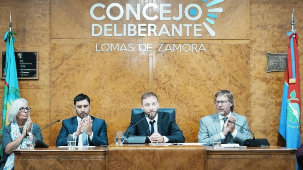 Junto a autoridades y vecinos, Federico Otermín hizo una serie de anuncios sobre su futura gestión.