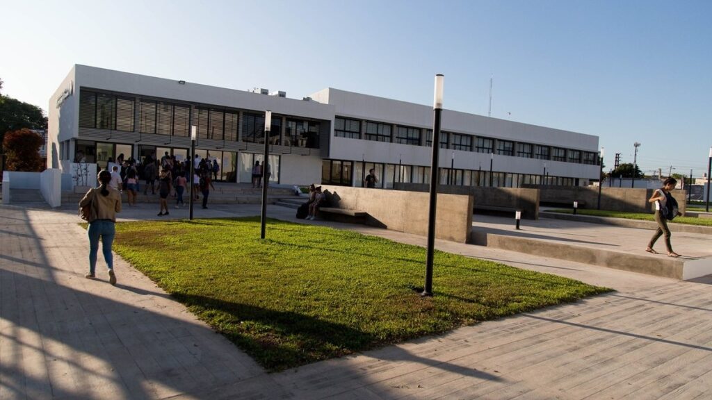 La Universidad Nacional de Hurlingham inaugura su nuevo Centro de Simulación Clínica: de qué se trata