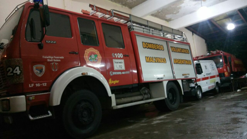 Bomberos Voluntarios Grand Bourg, Malvinas Argentinas, robo