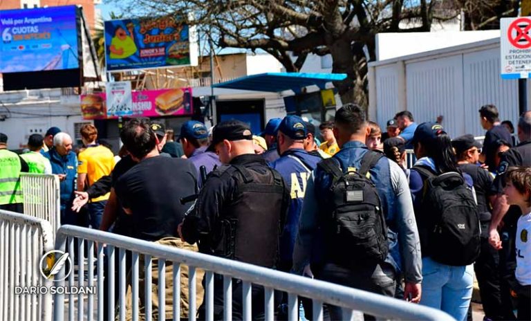 Desvían el transporte urbano en inmediaciones de estadio Gigante de Arroyito