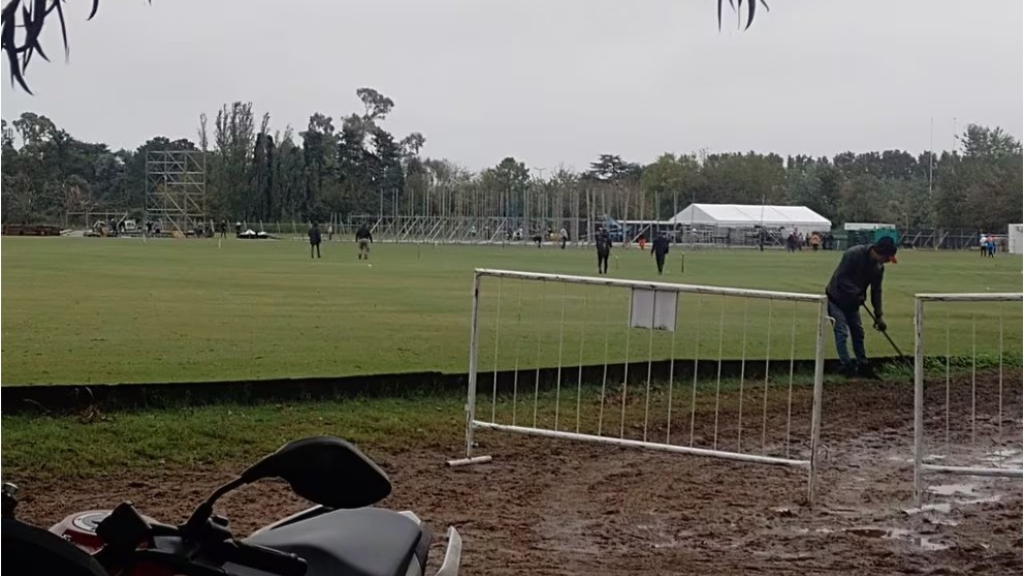 En el Club Hurlingham ya empezó la construcción de las distintas estructuras para los recitales de Tini.