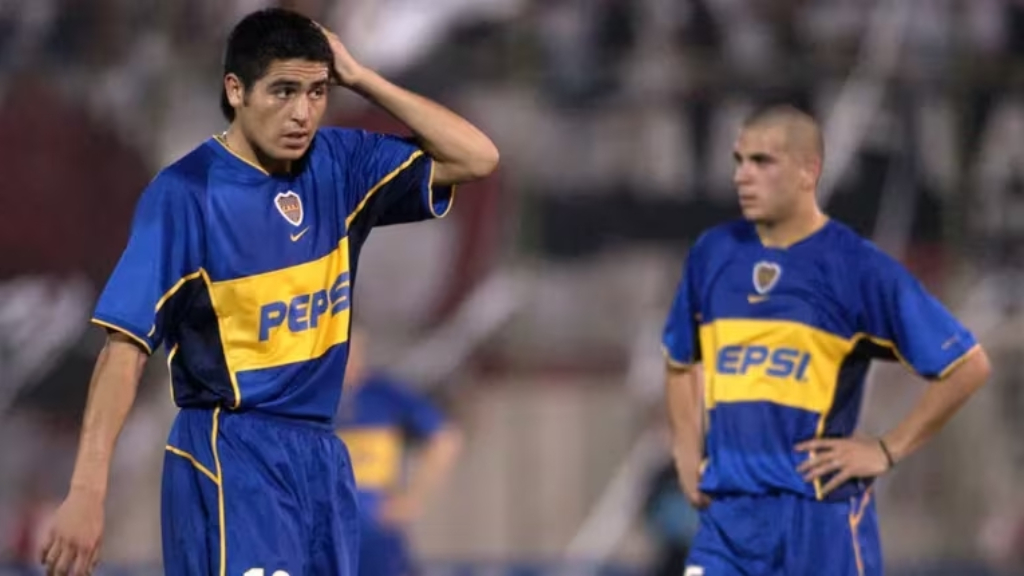 Juan Román Riquelme, Fabián Santa Cruz, Bica Juniors, Banfield, expulsión