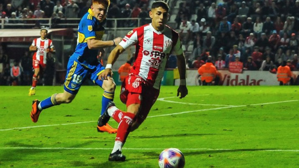 Tomás González, Quilmes, Primera Nacional, fútbol
