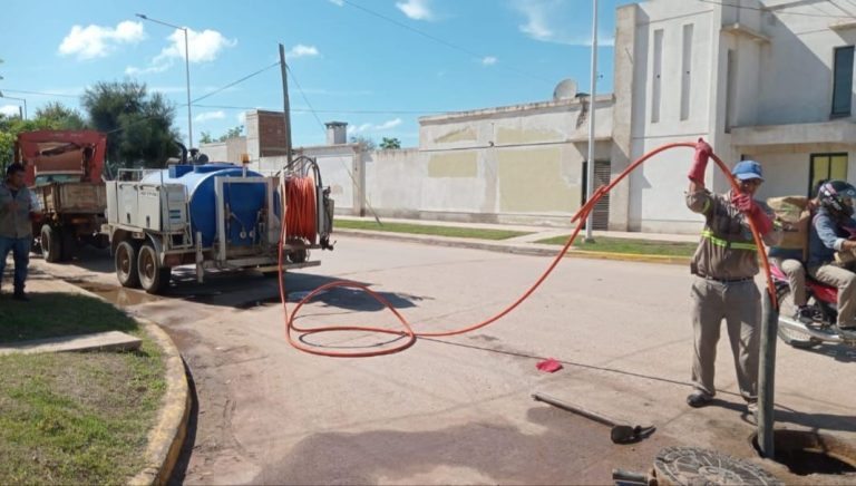 🔴 LAS BREÑAS | Sameep realizó trabajos de limpieza y mantenimiento de cloacas