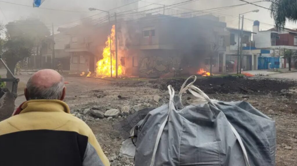 San Martín, explosión, fuga de gas