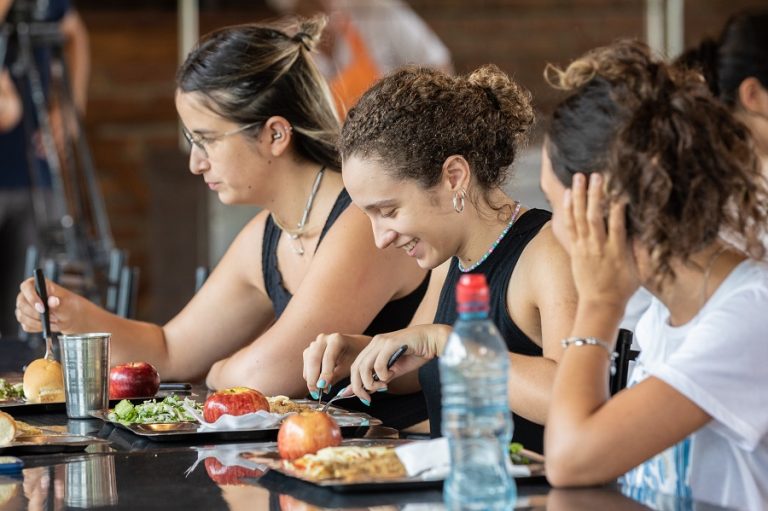 🔴 SÁENZ PEÑA | ¿Conoces los servicios que presta el Comedor UNCAus para la comunidad universitaria?
