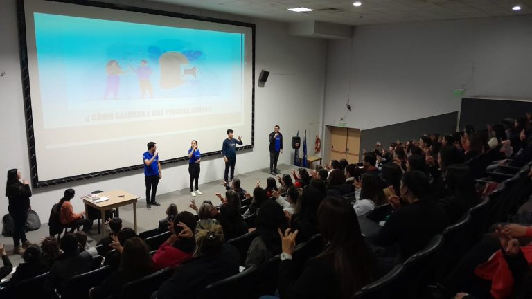 馃敶 S脕ENZ PE脩A | Comenz贸 el sexto Curso de LSA organizando por la municipalidad