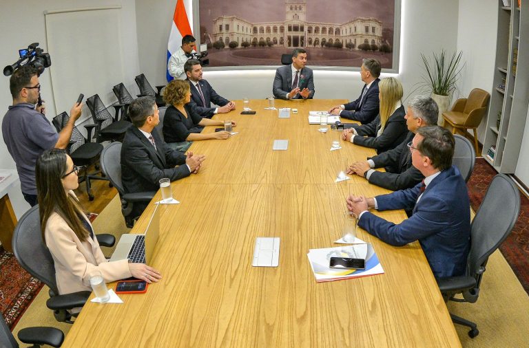 🔴 CHACO | El Gobernador Zdero se reunió con el Presidente de Paraguay, Santiago Peña, y avanzaron en proyectos conjuntos