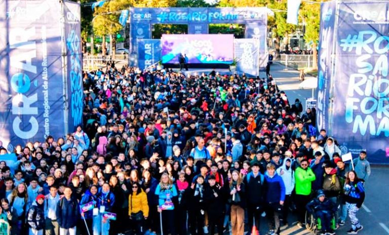 Los Juegos CReAR acaparan la atención de niños y jóvenes de Rosario