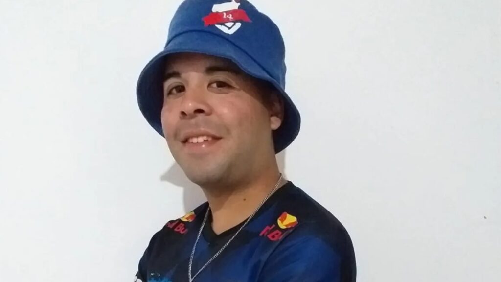 Monte Grande, figuritas, Los Toritos Azules
