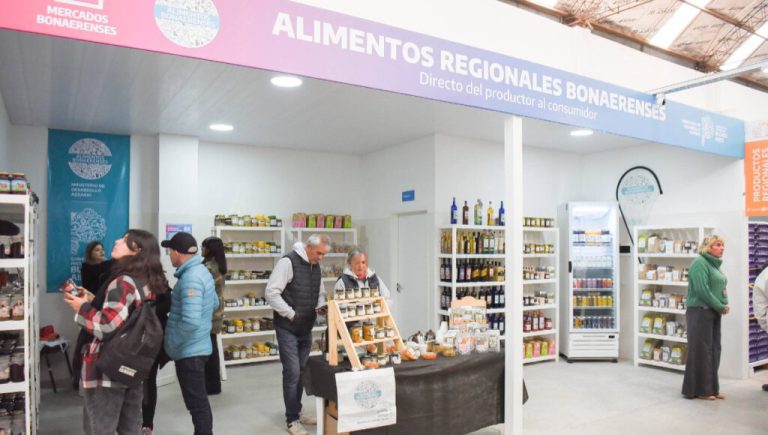 Abrió en Ituzaingó un Mercado Bonaerense: dónde está y cuáles son los horarios para comprar alimentos a precios populares