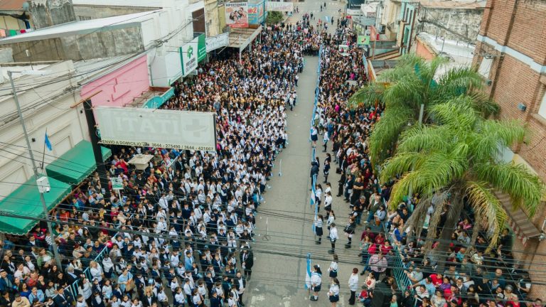 🔴 SÁENZ PEÑA | Más de 1800 alumnos prometieron lealtad a la Bandera Argentina