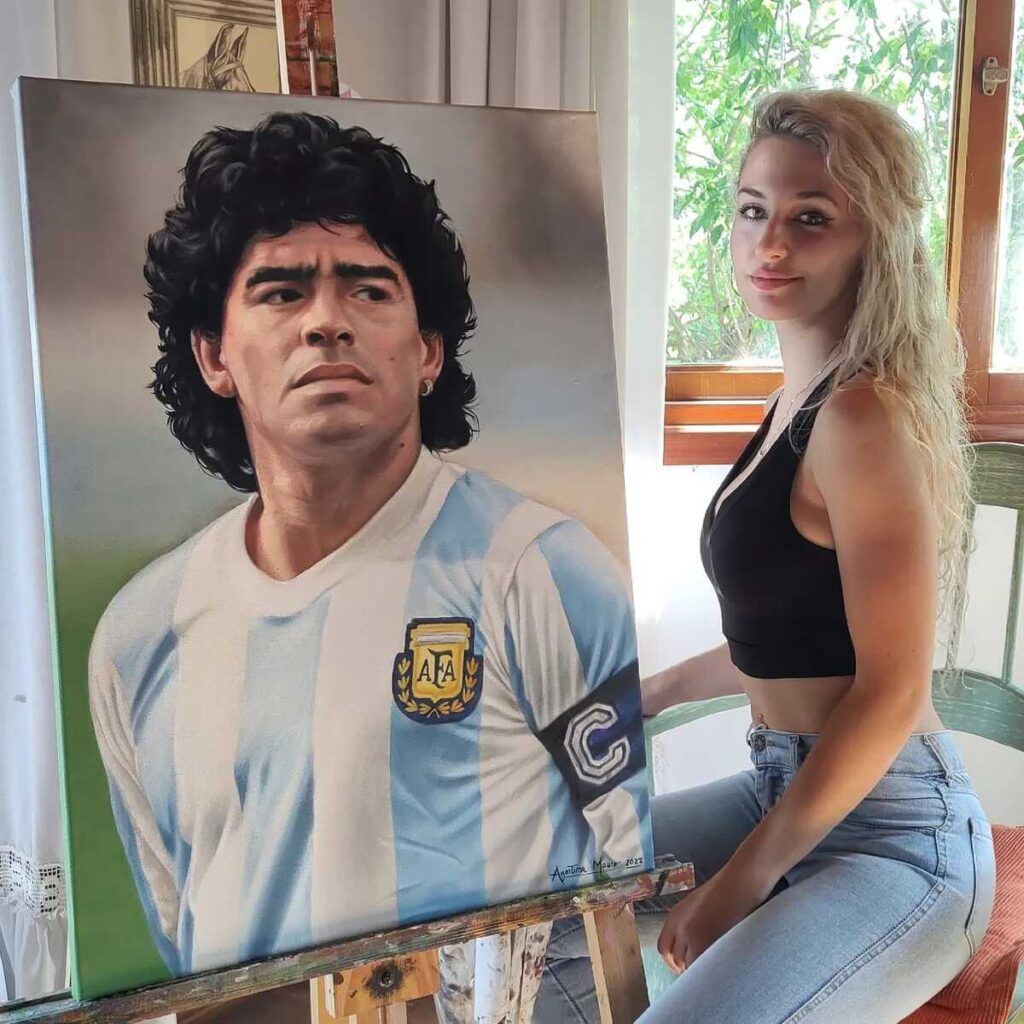 Agostina Mauro San Vicente Artista Papa Francisco Lionel Messi Diego Maradona