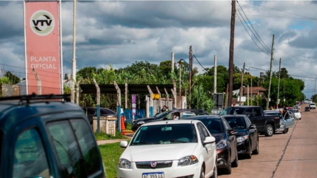 Uno de los motivos de la nueva prórroga para circular con la VTV vencida es para descongestionar las plantas de veriificación en el AMBA.