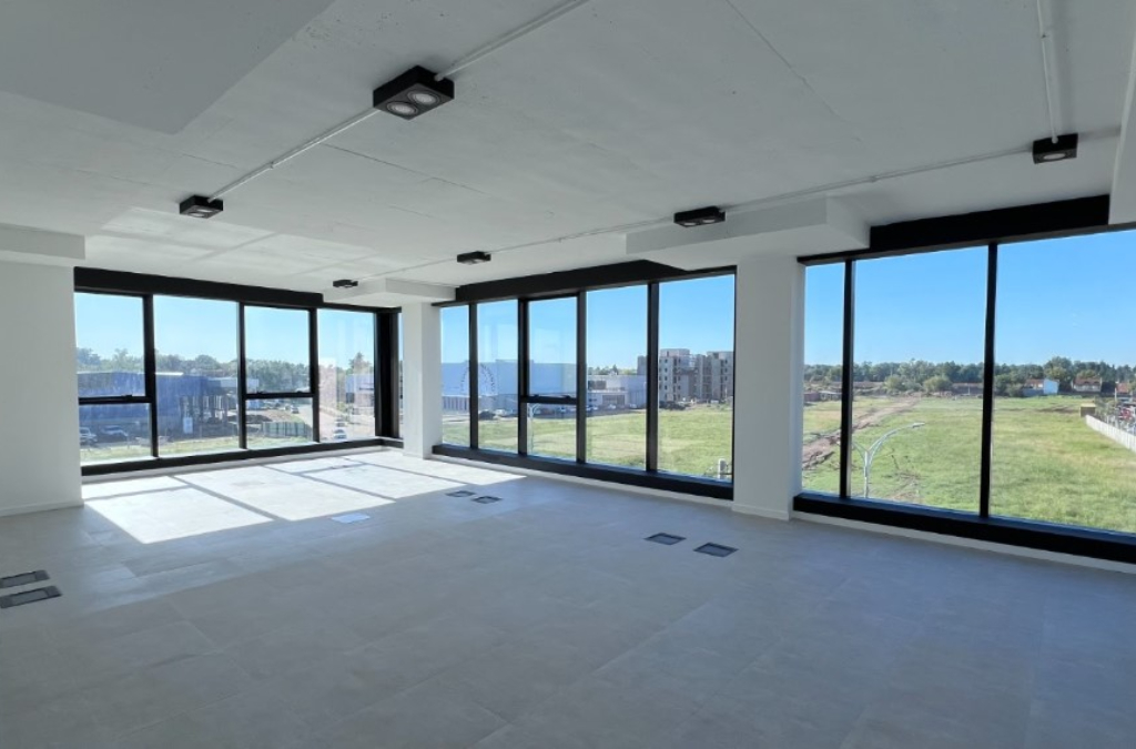 Del primer al cuarto piso del Polo Judicial de Escobar la obra ya está lista. Allí funcionarán las oficinas de la Suprema Corte de Justicia Bonaerense.