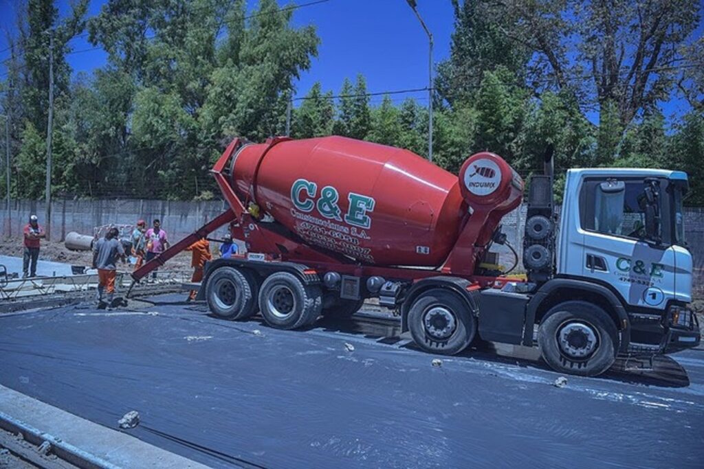 Escobar avanza la obra del nuevo microestadio de Maquinista Savio: cómo será y para prevén inaugurarlo