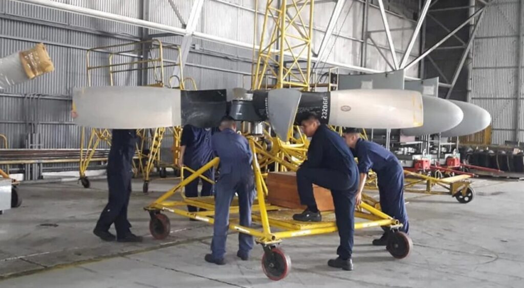 Oferta de tabajo de la Fuerza Aerea para la Base de El Palomar.