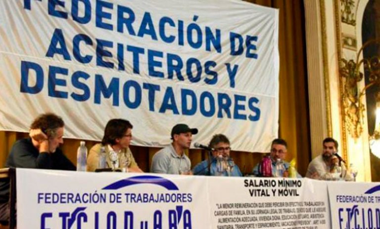 Los aceiteros convocan a un plenario nacional para “organizar la defensa” de sus derechos
