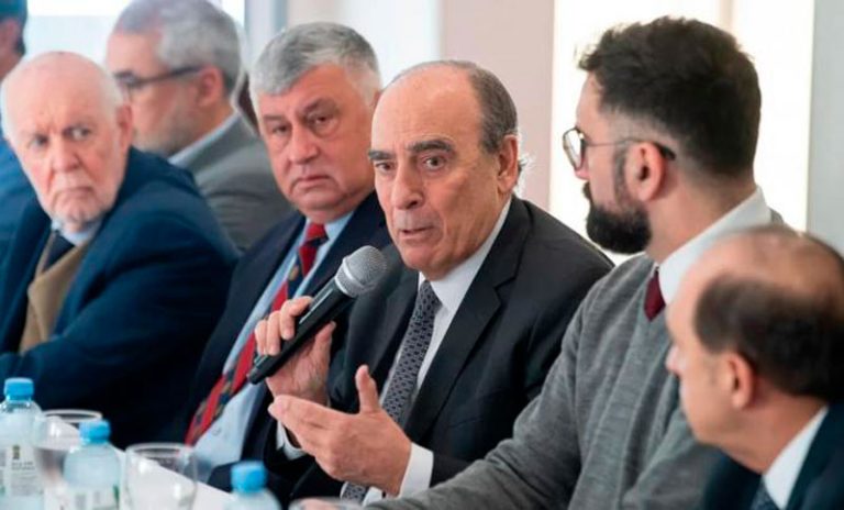 Francos recibió a diputados dialoguistas con miras a la Reforma Electoral