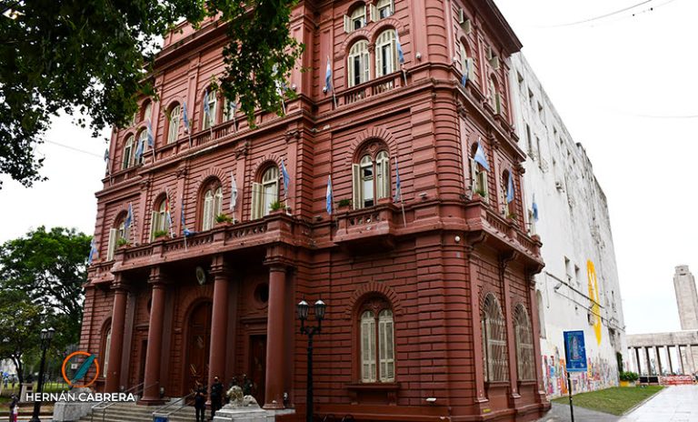 Por primera vez abren el Palacio de Los Leones para visita guiada