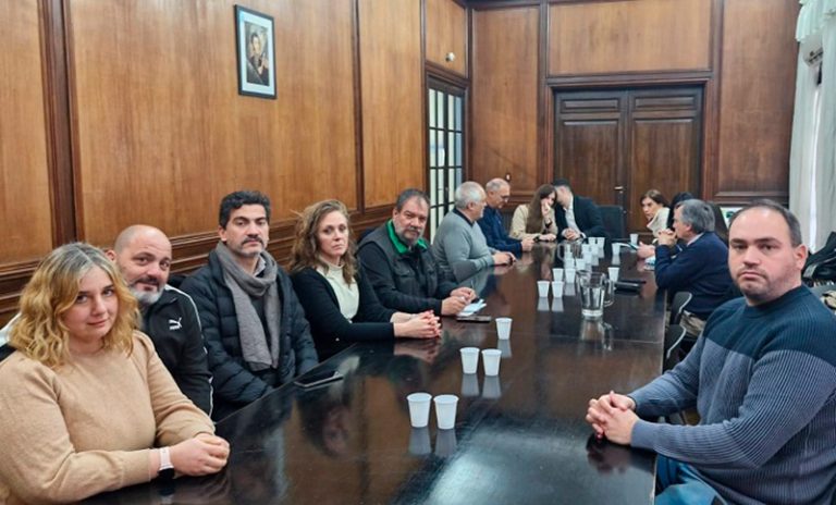 ATE rechazó la ínfima propuesta salarial del Gobierno y calificó la paritaria como «la peor de la historia»