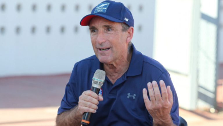 El increíble recorrido de Cachito Vigil, el padre de Las Leonas que dice ser hincha de Boca y de River